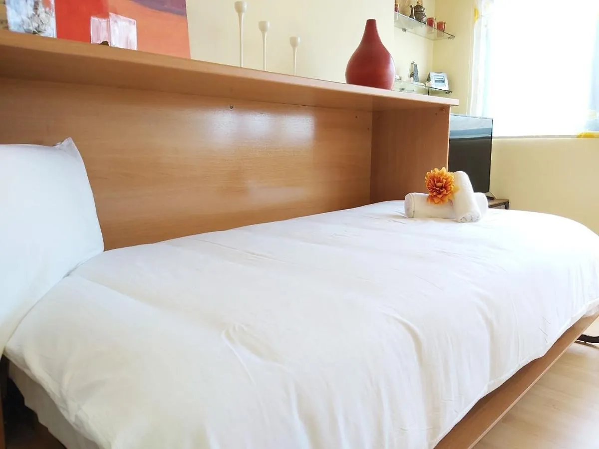 Apartment Del Parque Flats Estudio Martires Malaga Spain